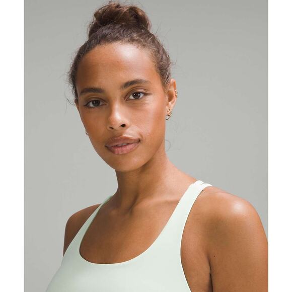 Lululemon Energy Bra Medium Support BD Cups - 6 - Picture 2 of 4